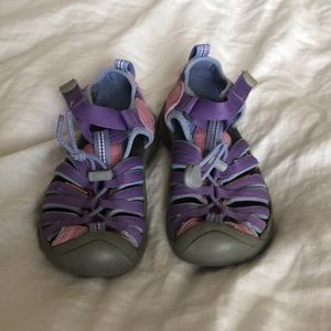 Girls Keen shoes